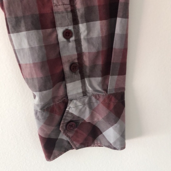 Burgundy long sleeve button up shirt - Picture 2 of 4